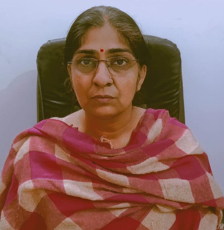 Smt. Asha Dikshit